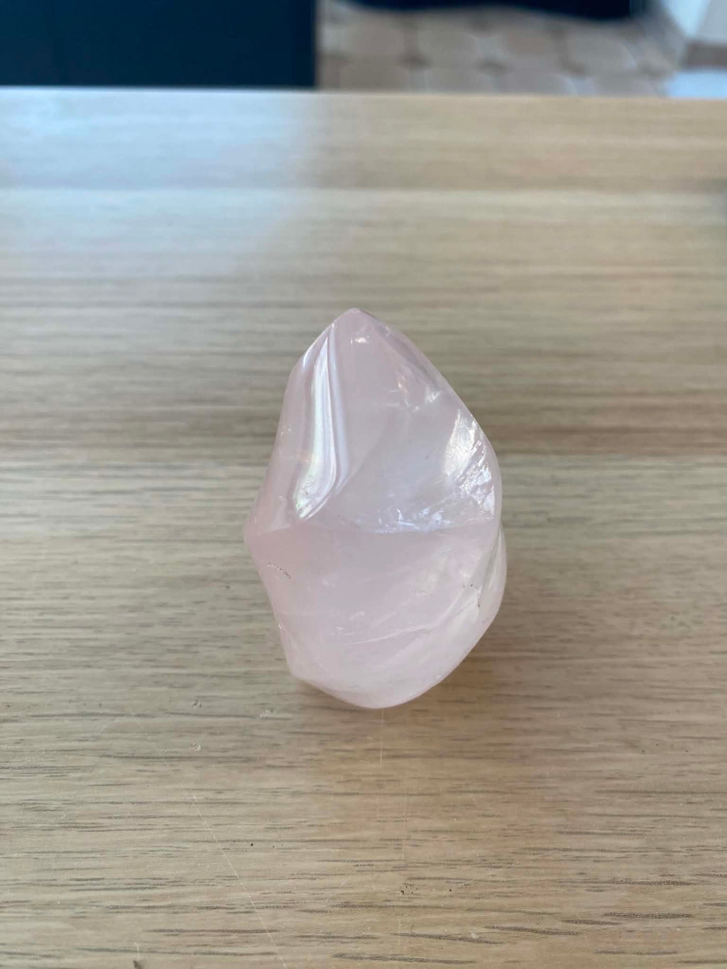 Flamme en quartz rose - 110 g