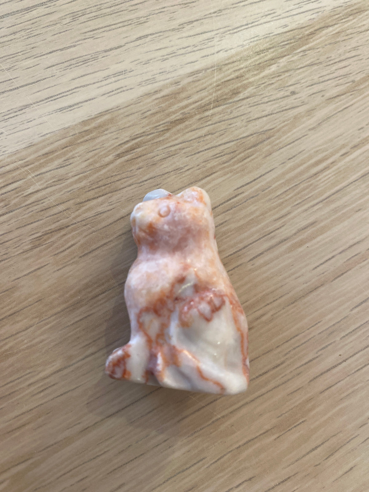 Petit chat en marbre