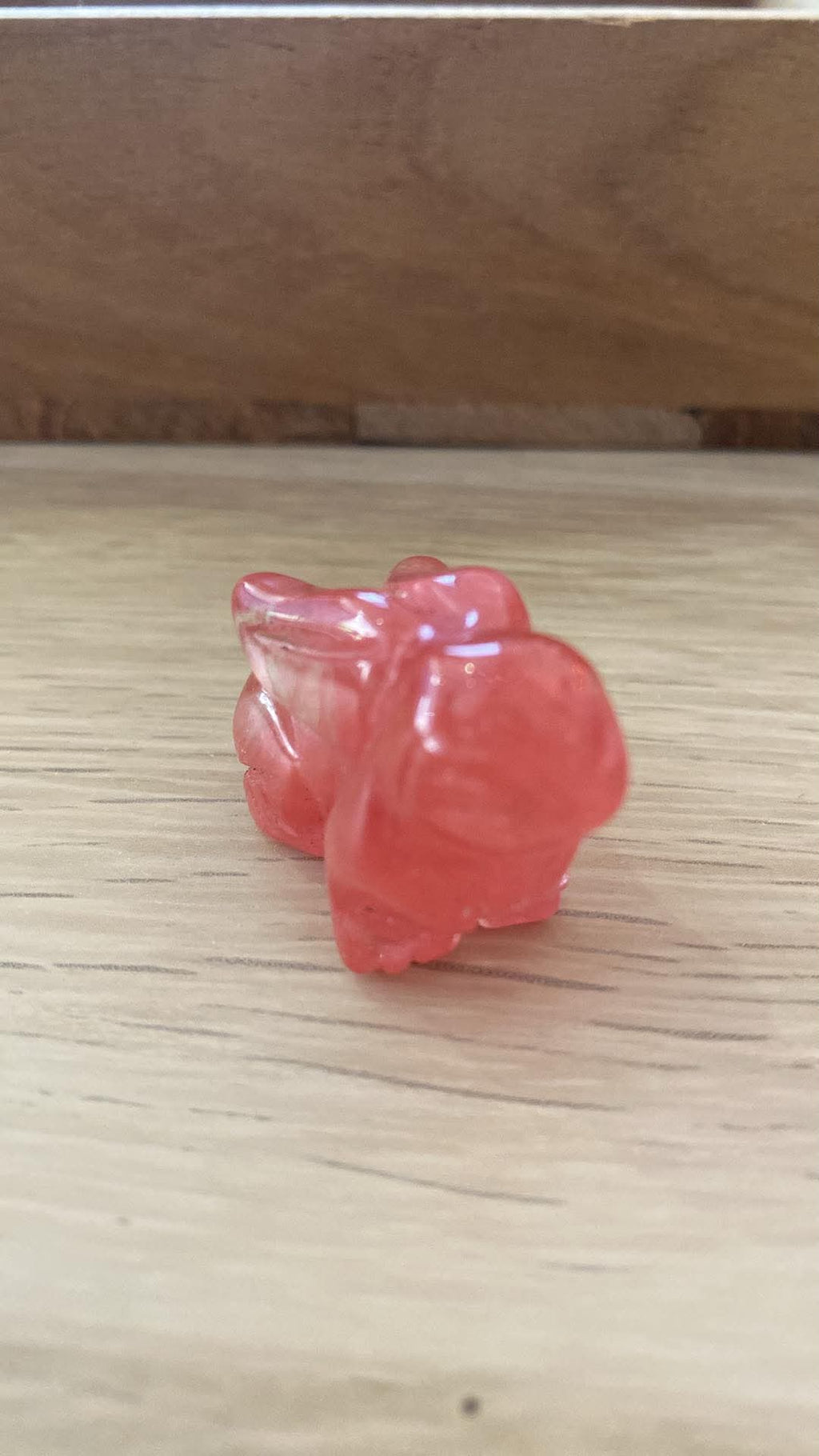 Petite lapin en agate cerise - 20 g
