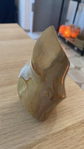 Flamme en jaspe polychrome - 430 g
