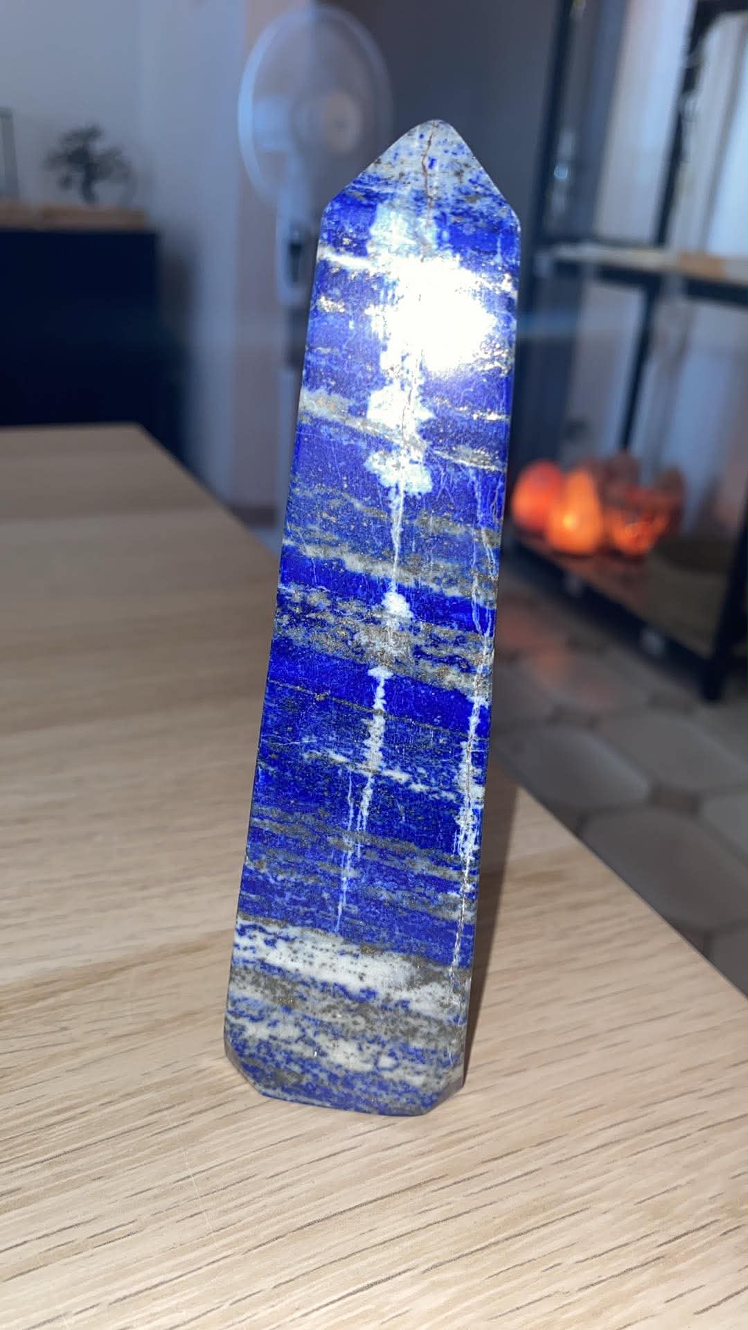 Obélisque en lapis-lazuli - 440 g