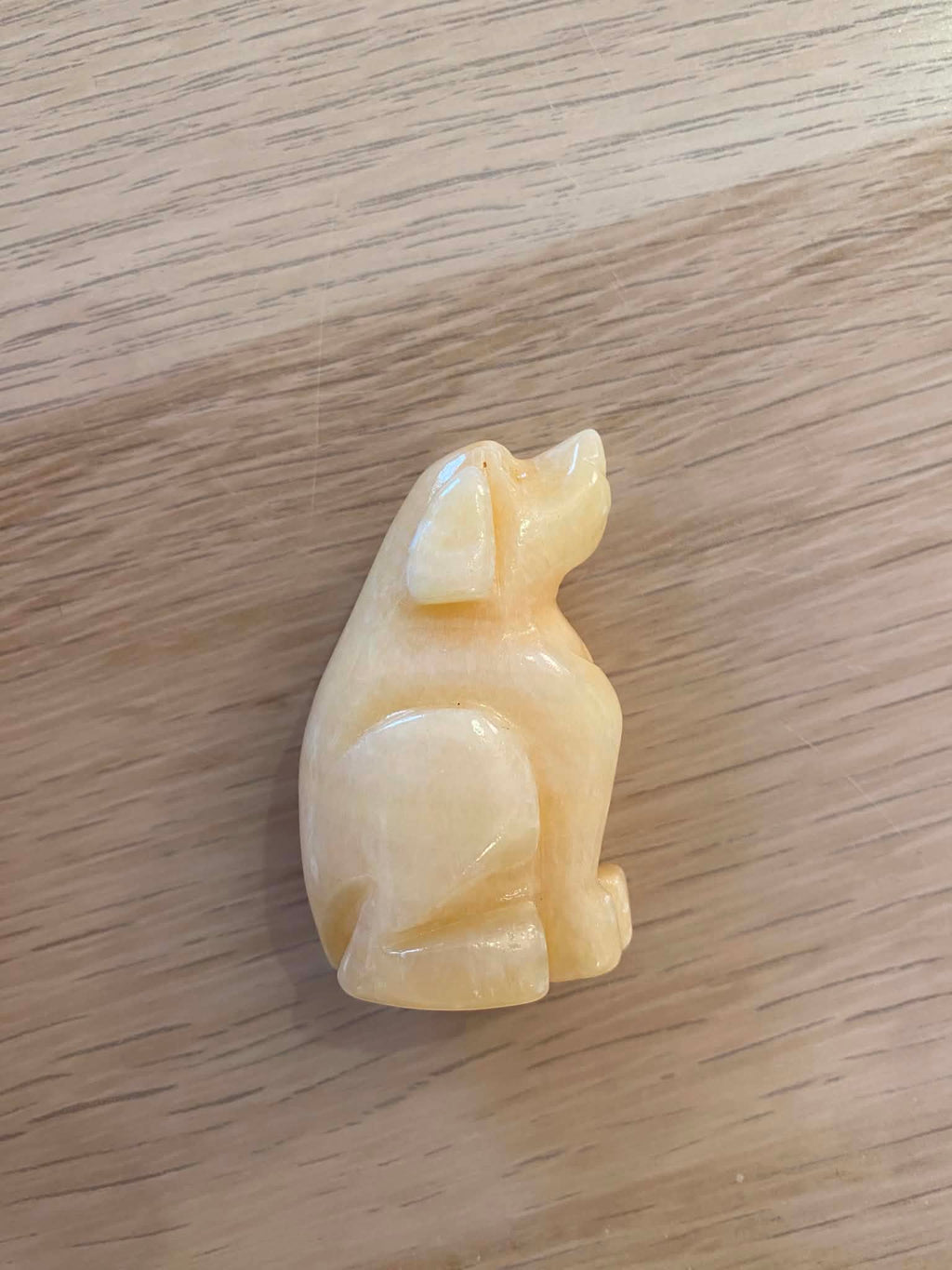 Chien en calcite