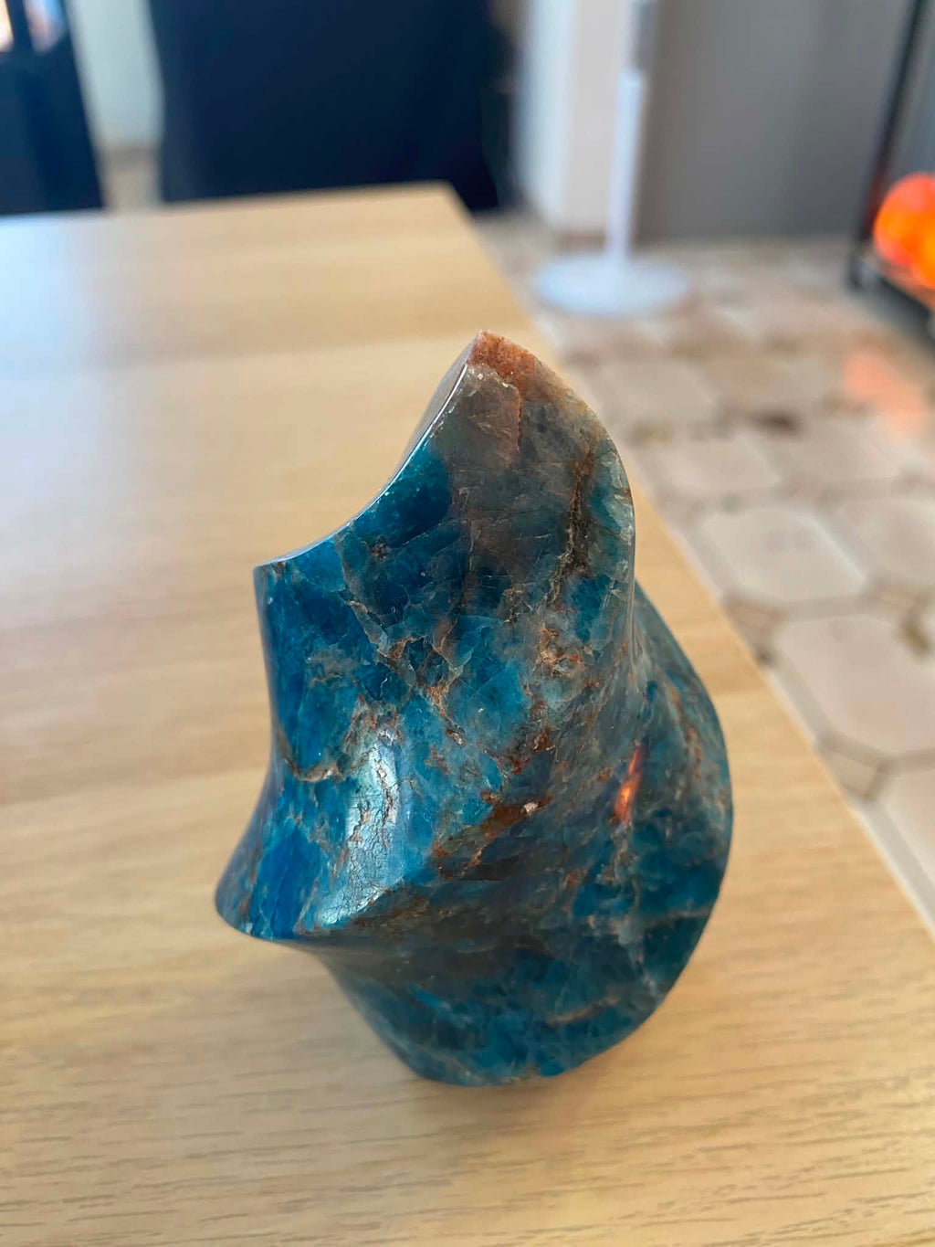 Flamme en apatite - 415 g