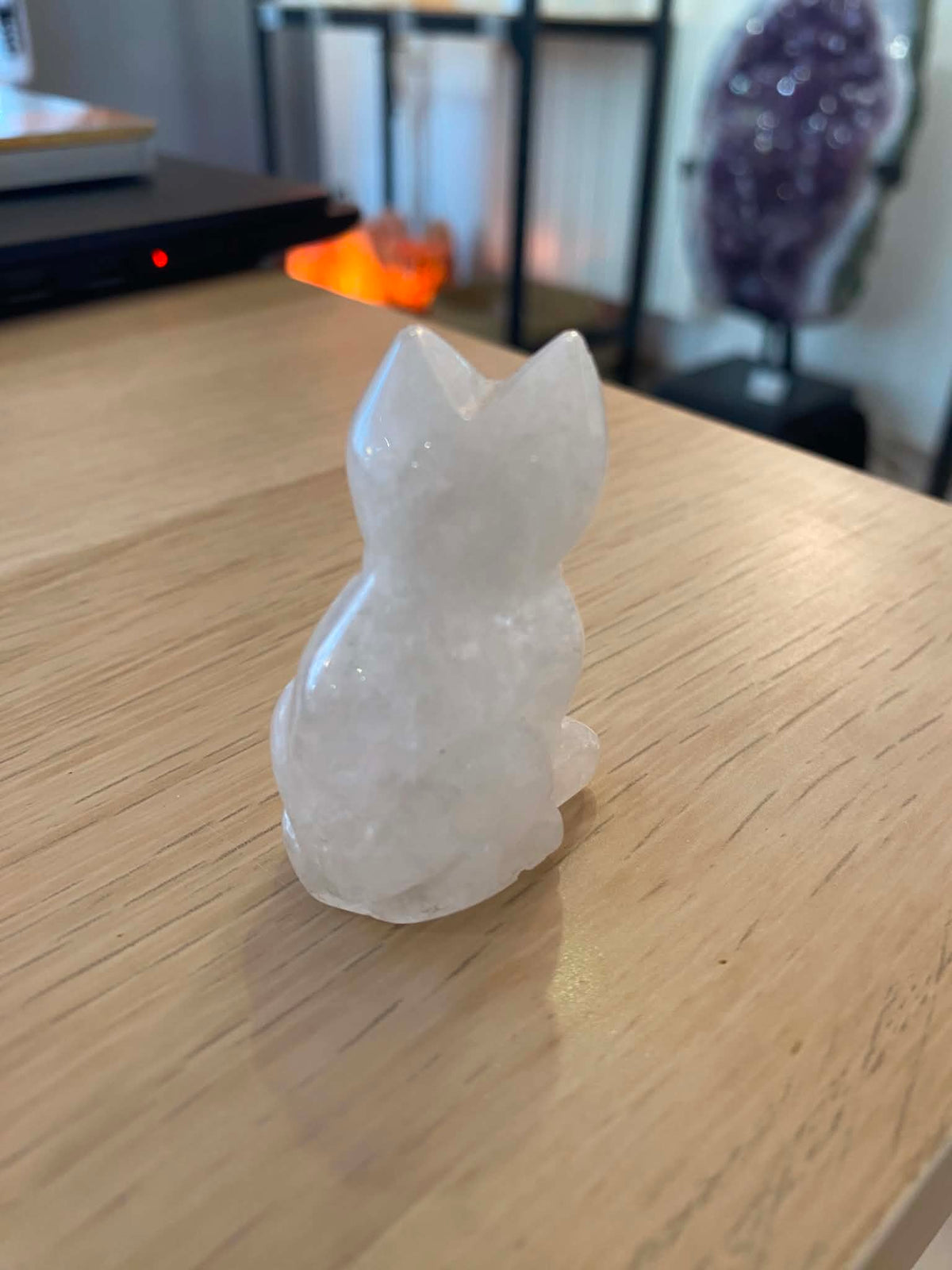 Chat en quartz blanc