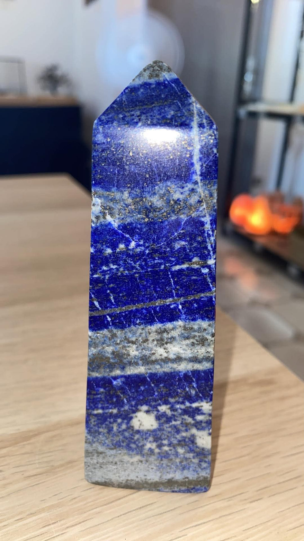 Obélisque en lapis-lazuli - 335 g