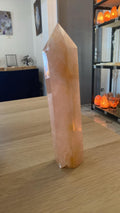 Obélisque en quartz rose - 685 g