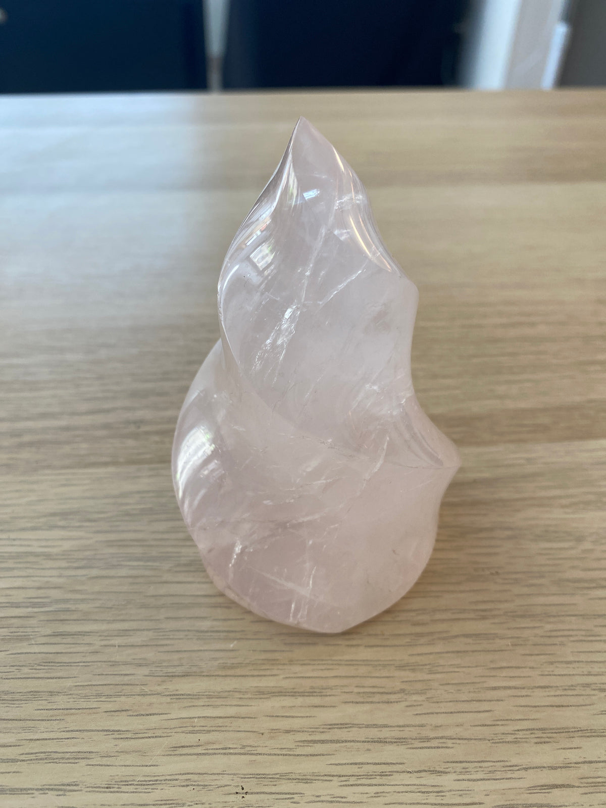 Flamme en quartz rose - 370 g