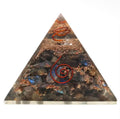 Pyramide Orgonite en Résine & Saphir bleu