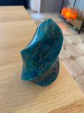 Flamme en apatite - 460 g