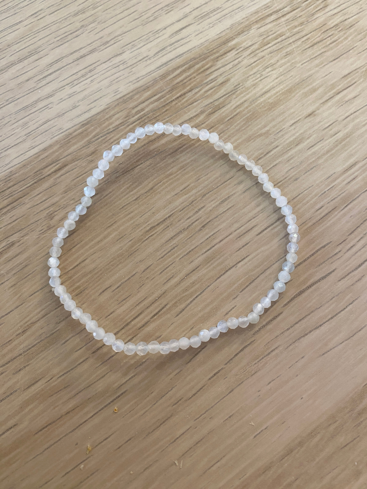 Bracelet perle en pierre de lune facettée - 3 mm