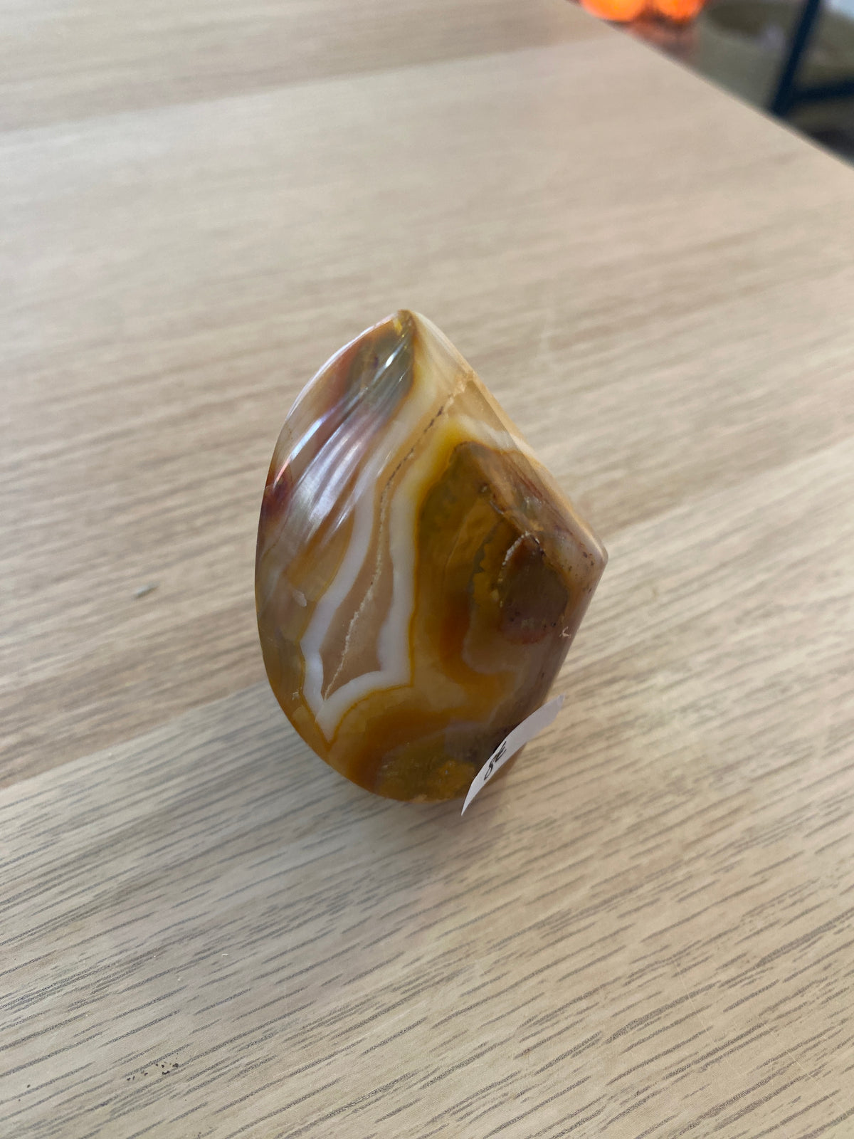 Flamme en cornaline - 140 g
