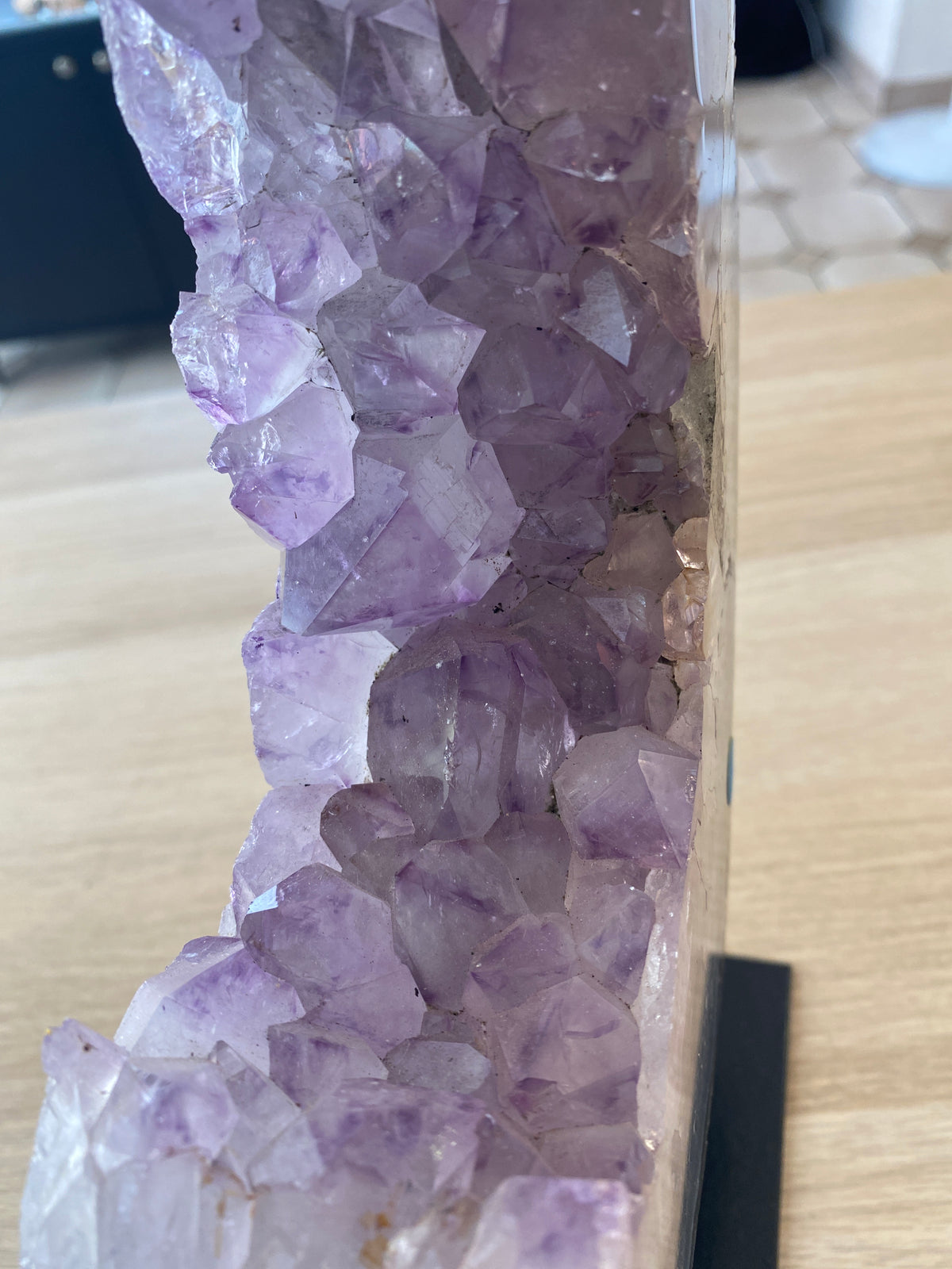 Améthyste sur socle ≈ 3 kg 160