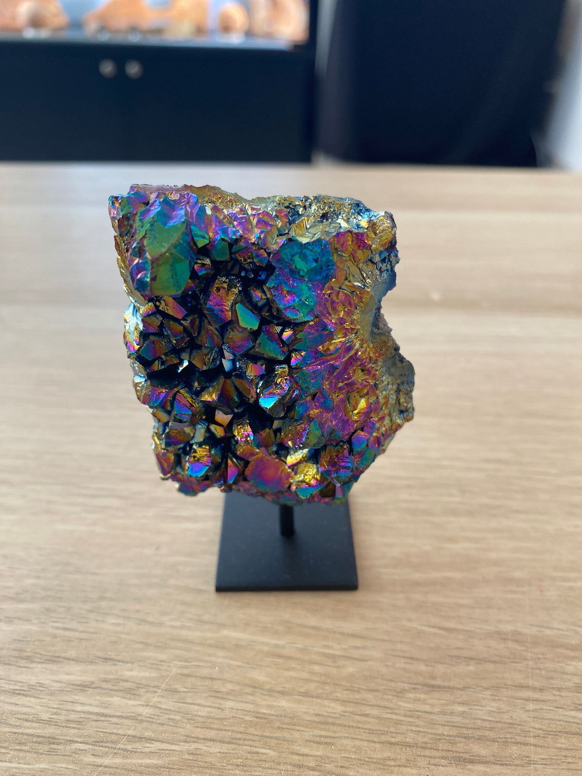 Quartz titane sur socle