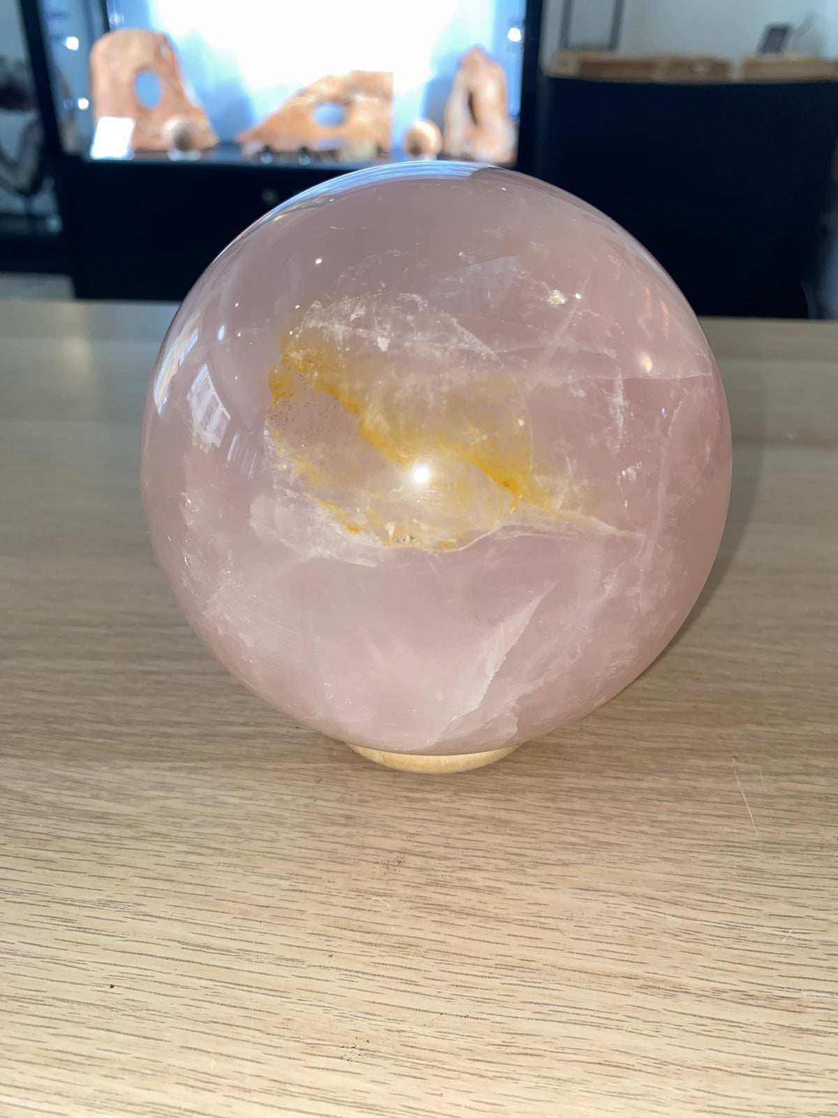 Sphère en quartz rose - 2kg260