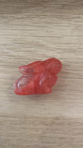 Petite lapin en agate cerise - 20 g