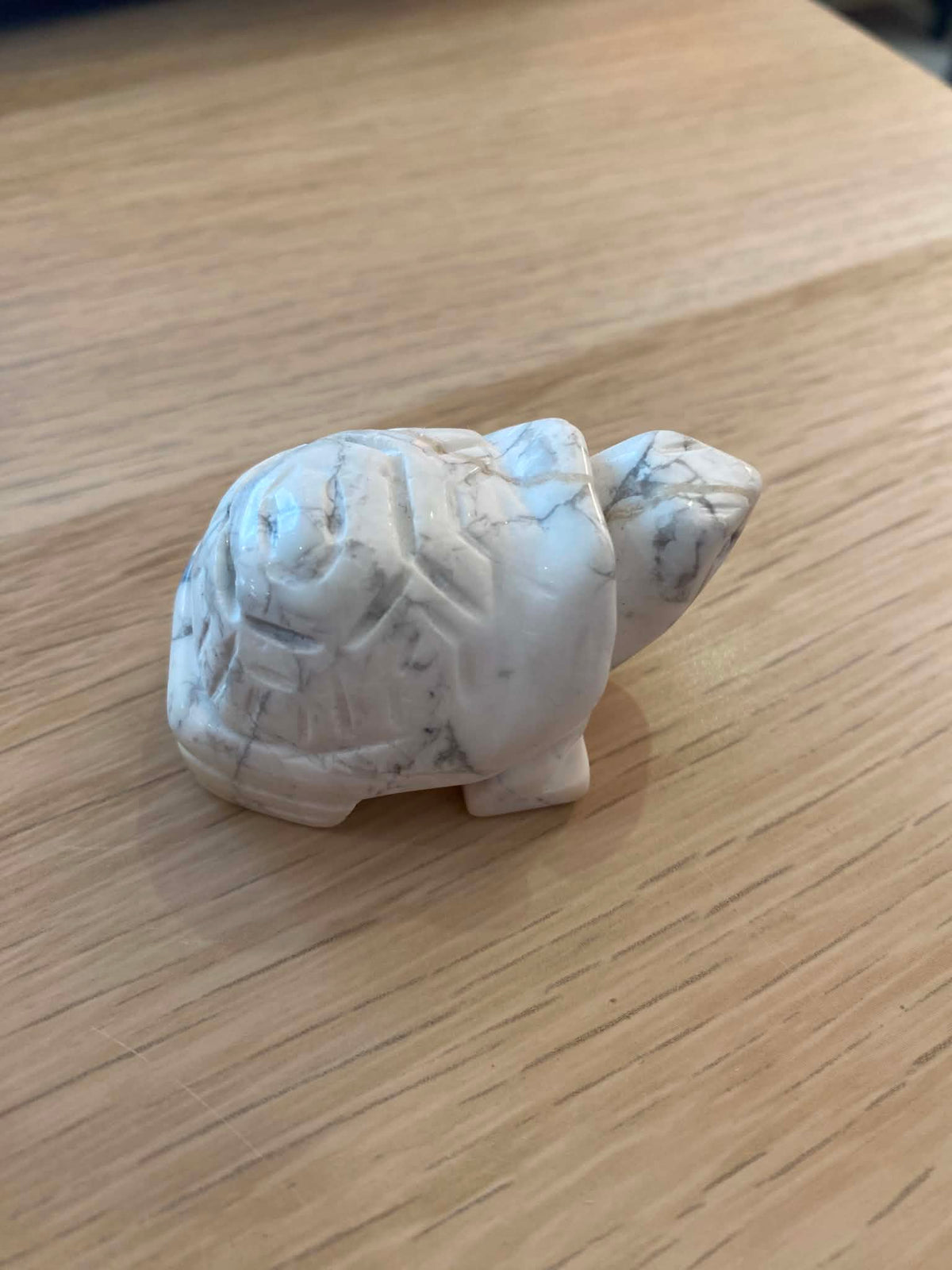 Tortue en howlite