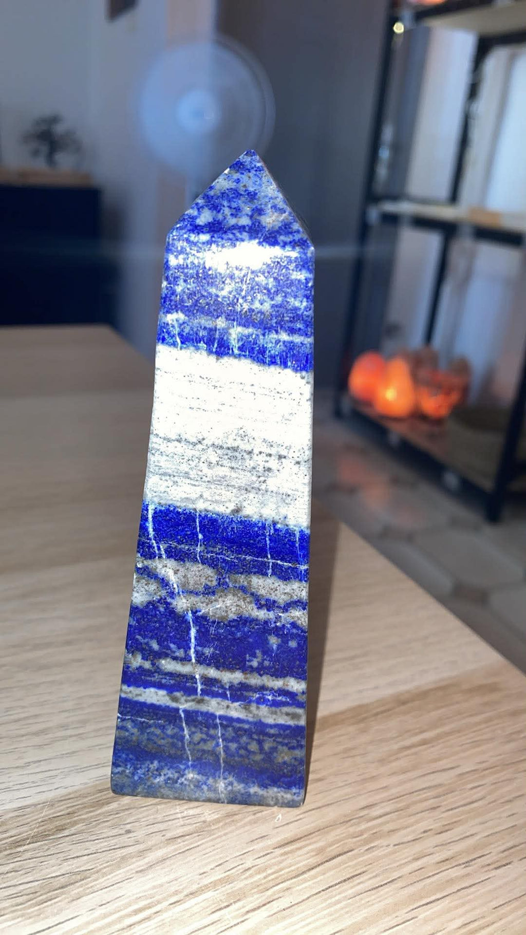 Obélisque en lapis-lazuli - 445 g