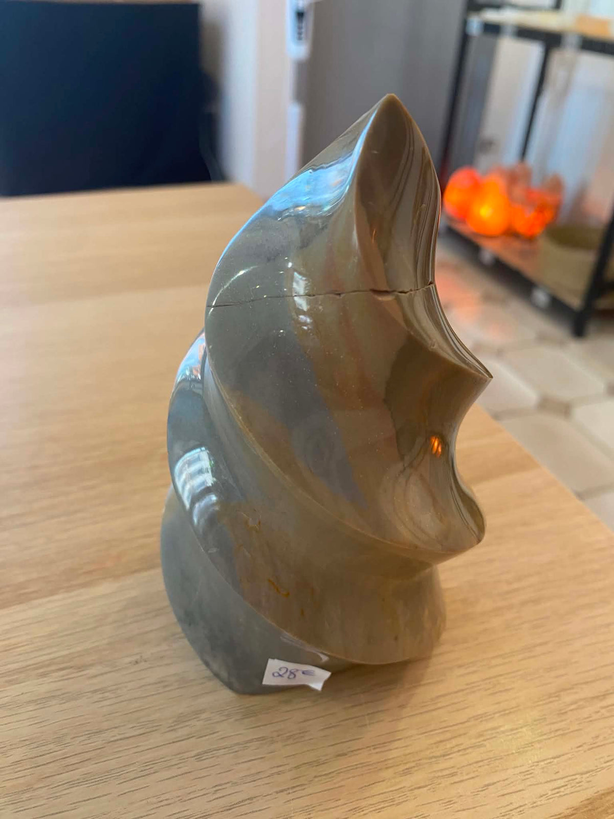 Flamme en jaspe polychrome - 825 g