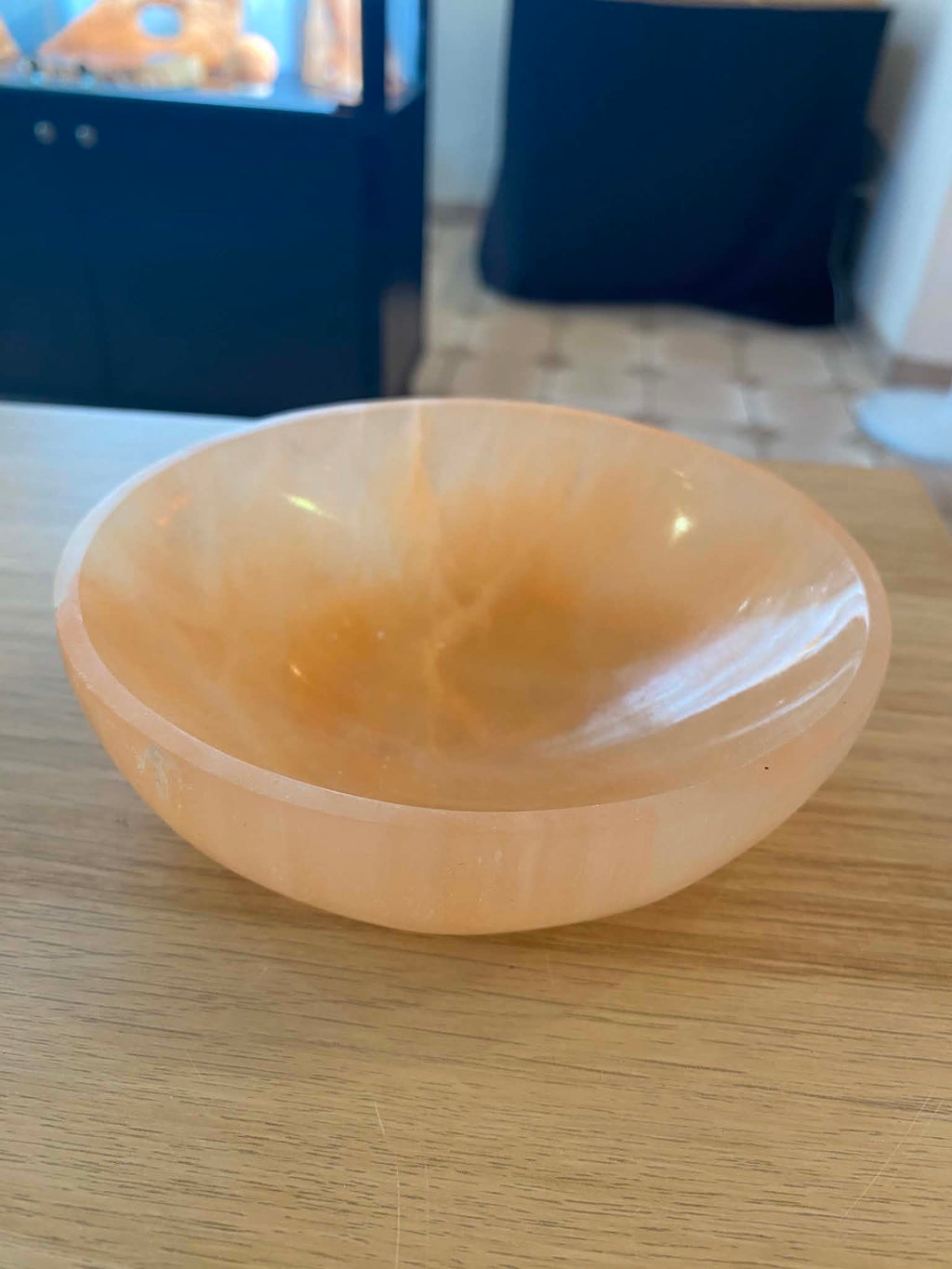 Bol en sélénite orangé - 14,5 cm