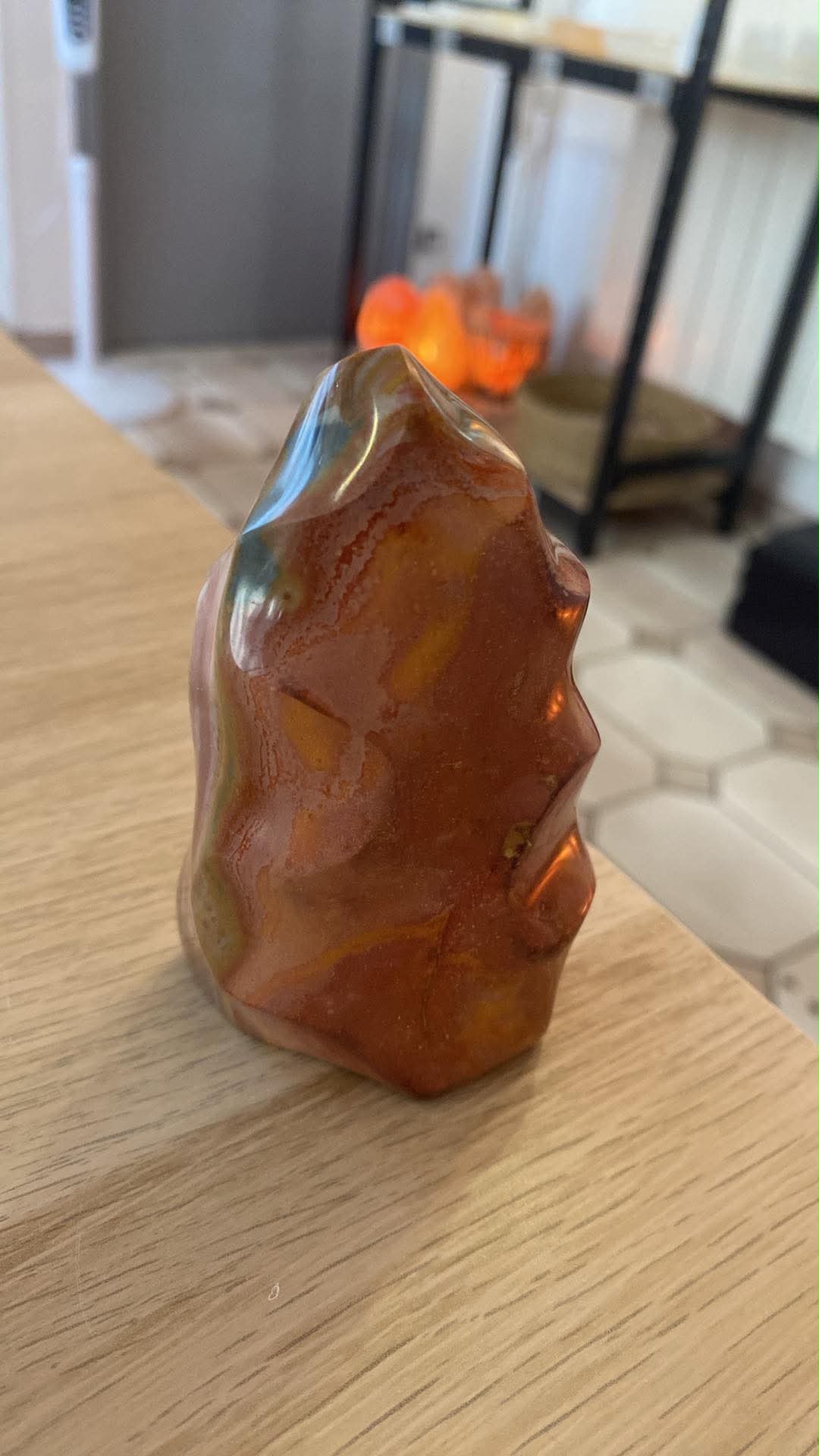Flamme en jaspe polychrome - 305 g