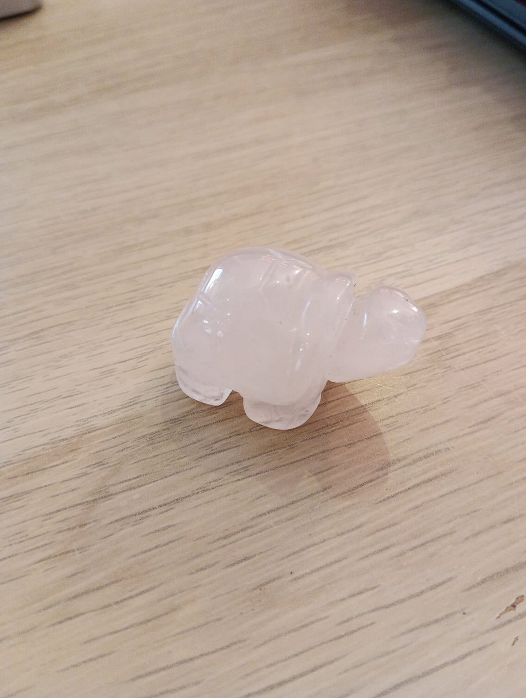 Petite tortue en quartz rose