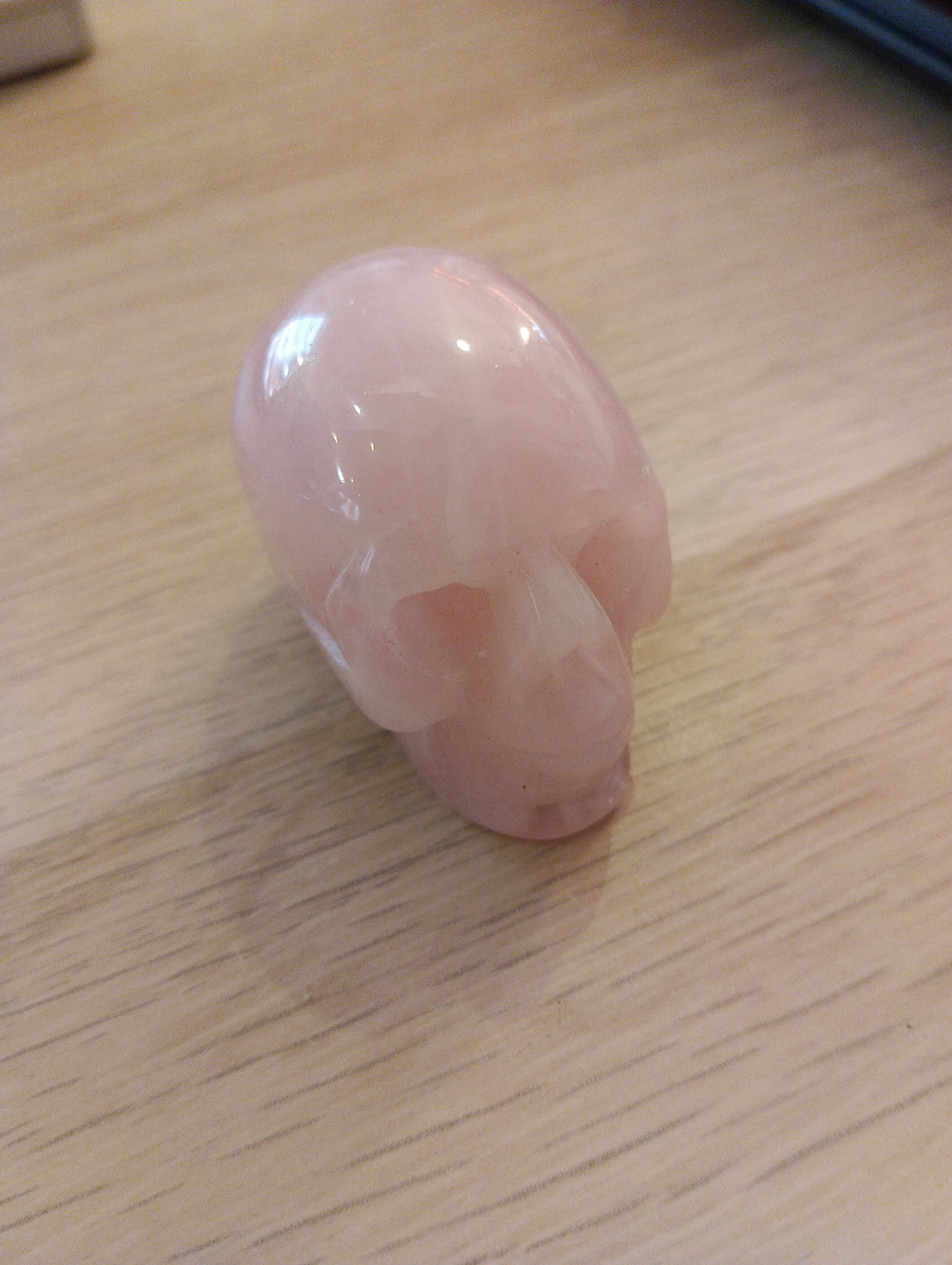 Tête de mort en quartz rose